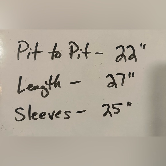 Realtree Black Long Sleeve Shirt with Flag Design - Picture 4 of 4